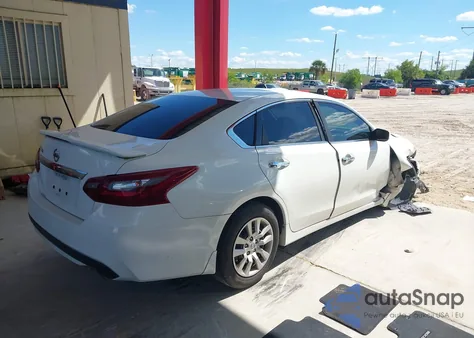 2018 Nissan Altima 2.5 S из США, поврежденный, VIN 1N4AL3AP0JC140726